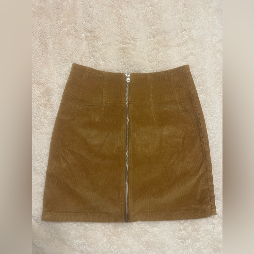 Corduroy Skirt with zipper front
